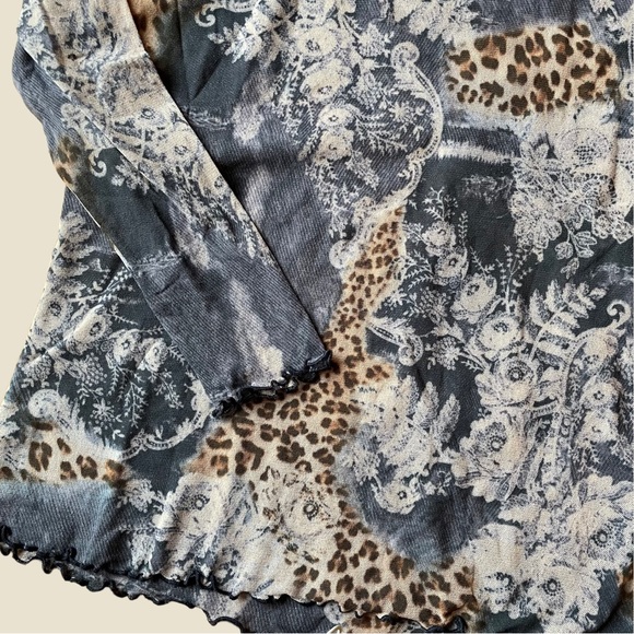 I need therapy Abstract Mesh Top - Picture 3 of 3